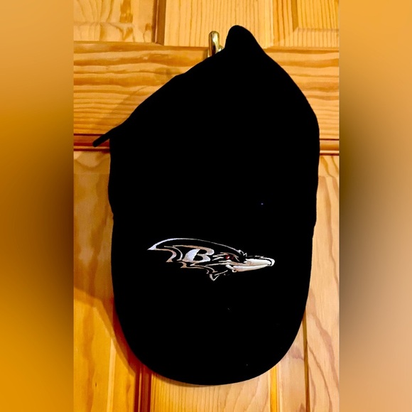 NFL Other - Black Cap with Embroidered Baltimore Ravens Team Logo New NFL Apparel Headwear